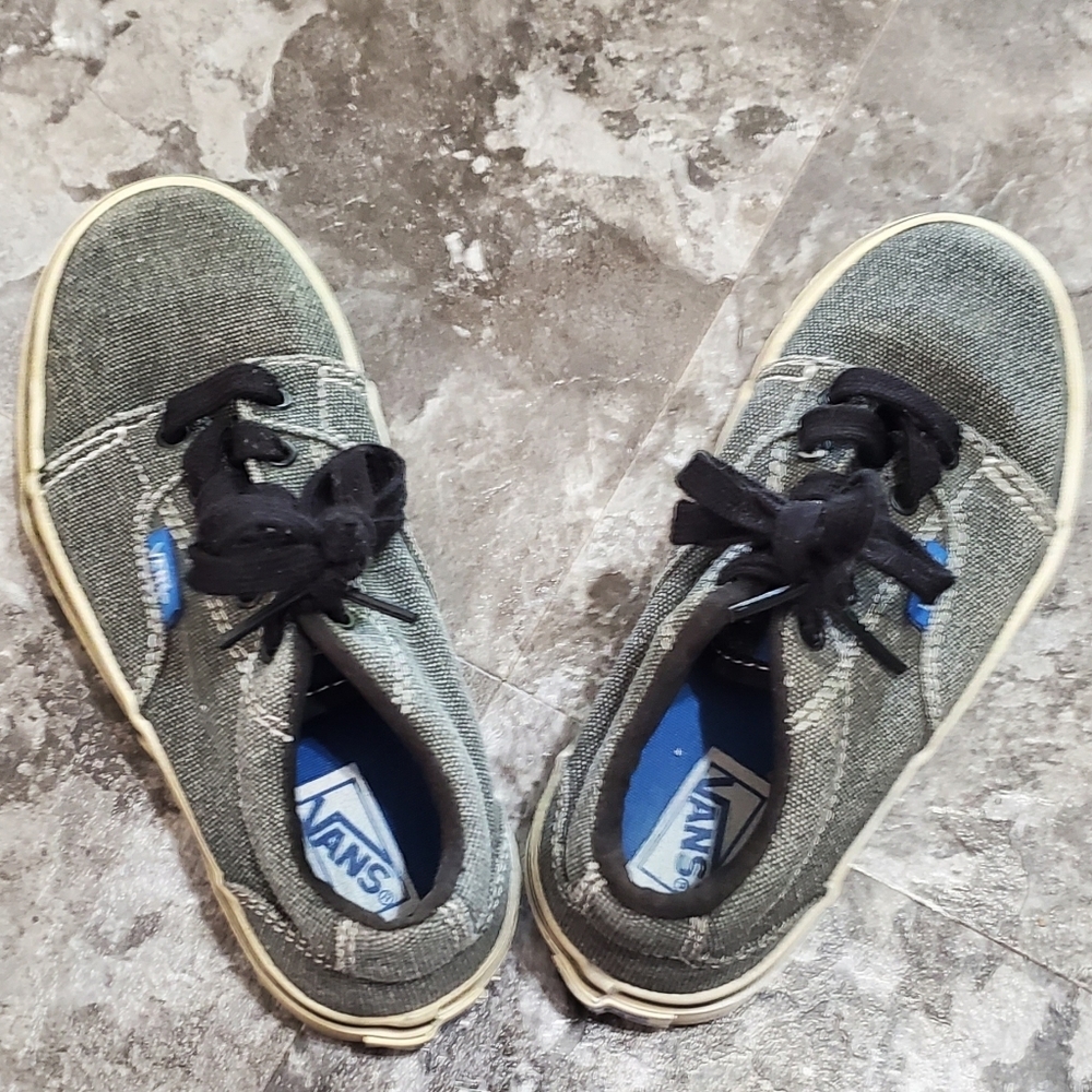 Boys Van Shoes Size 1.0 Please See Pic's